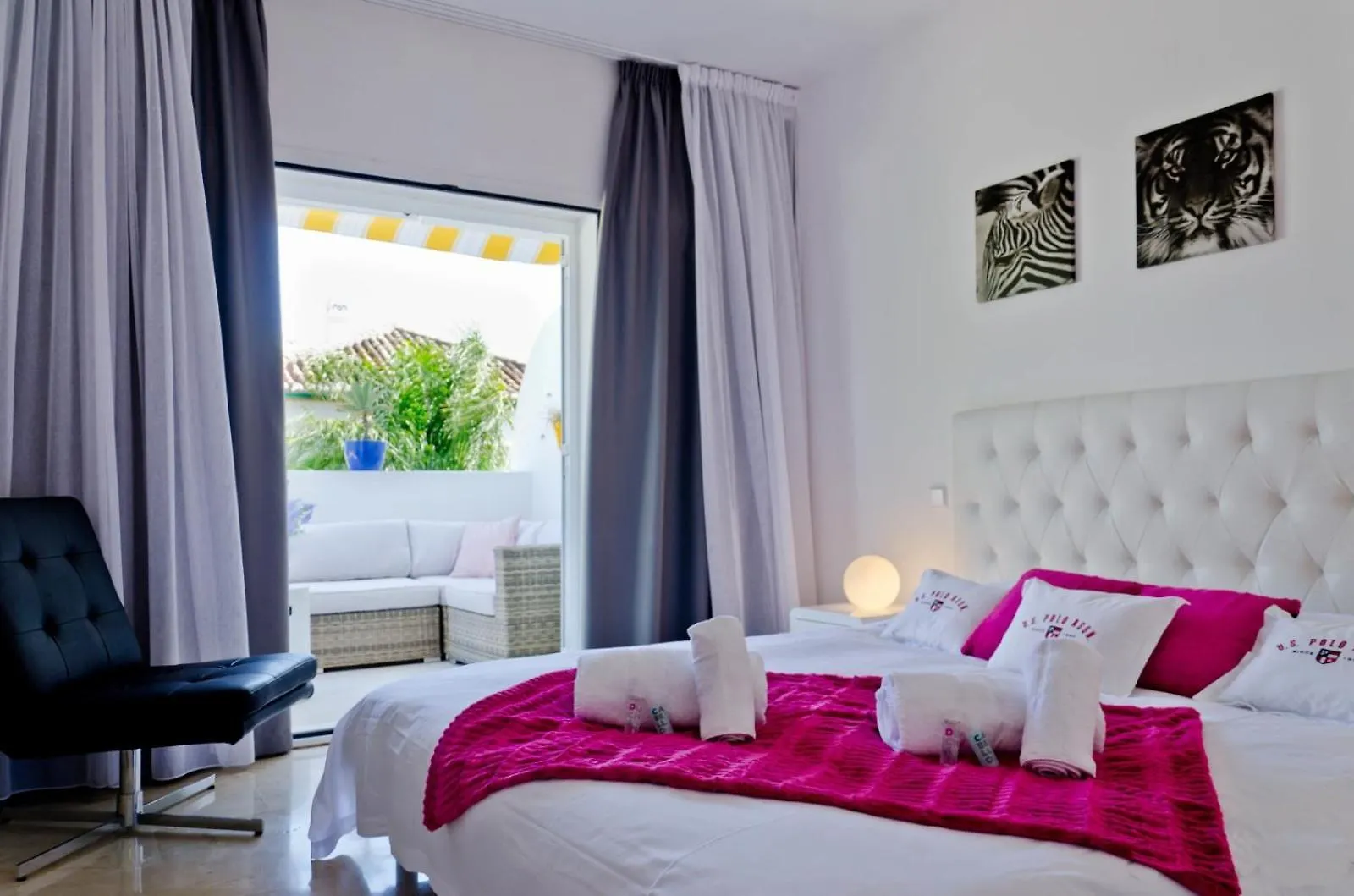 1408 - Luxury Two Bed Penthouse In El Presidente Apartment Estepona Spain